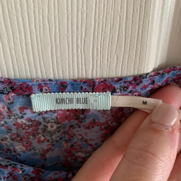 Kimchi Blue Floral Camisole w/ Buttons - Picture 4 of 4